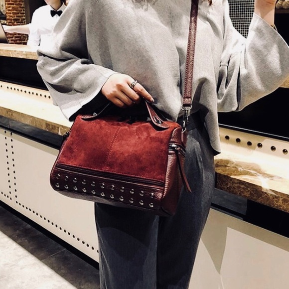 🔄🆕 BRISTOL Vol. 2 Studded Bag - Picture 4 of 8